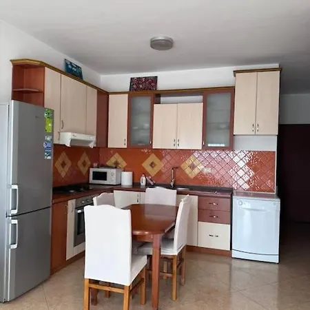 Spacious Urban In